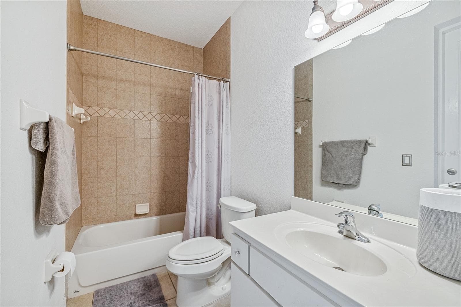 Single Family Residence at 850 WINGATE TRL, PORT ORANGE, photo 15 of 39
