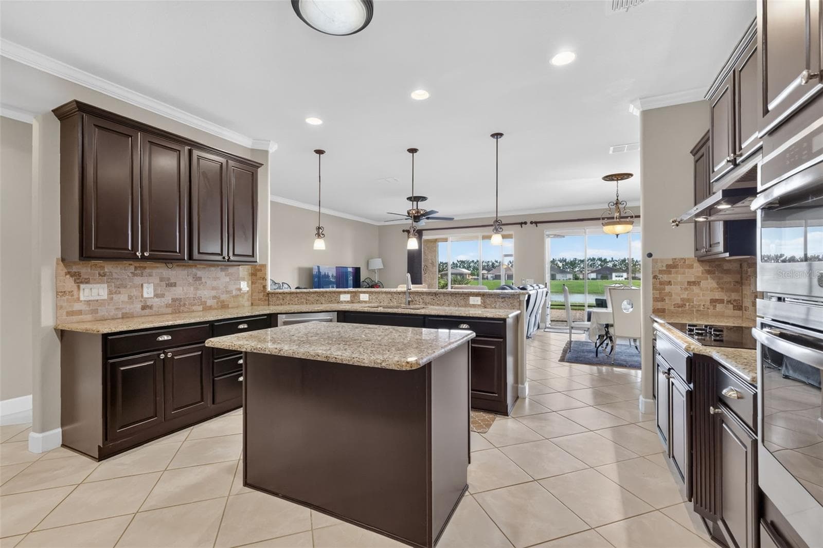 Single Family Residence at 9518 SW 70TH LOOP, OCALA, photo 9 of 40