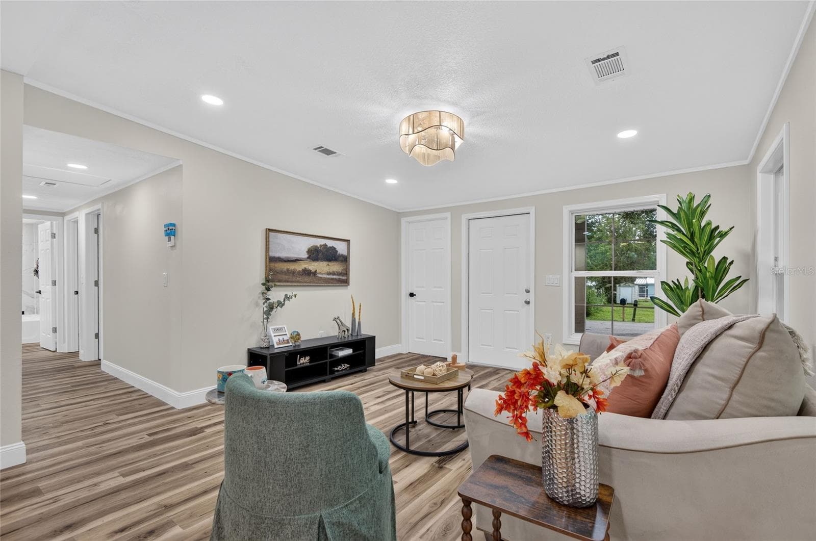 Single Family Residence at 210 C ST, BROOKSVILLE, photo 9 of 40