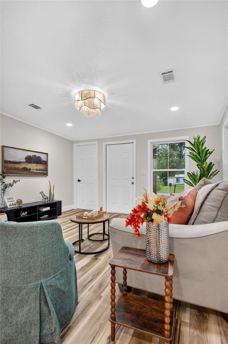 Single Family Residence at 210 C ST, BROOKSVILLE, photo 11 of 40