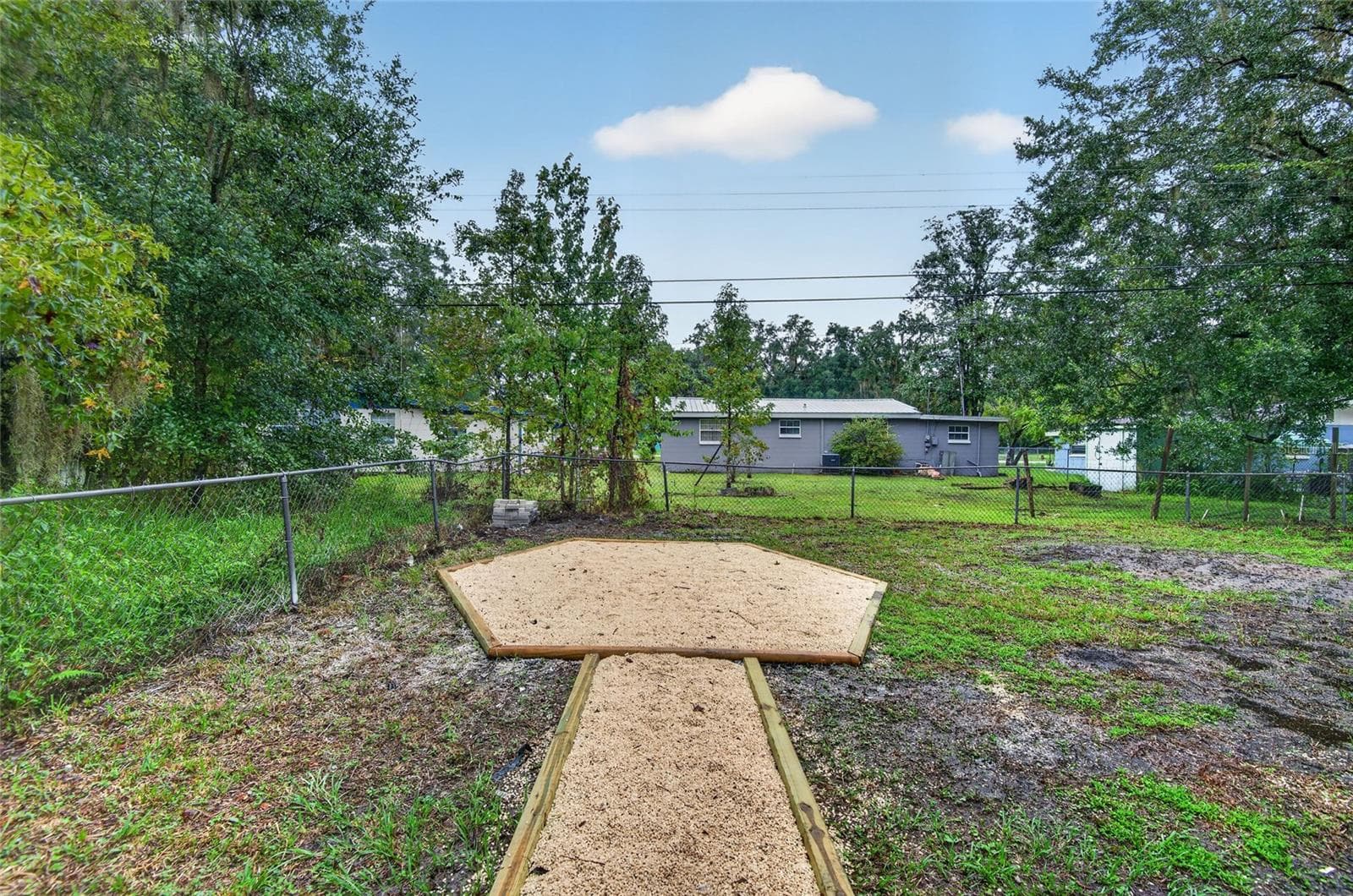 Single Family Residence at 210 C ST, BROOKSVILLE, photo 37 of 40