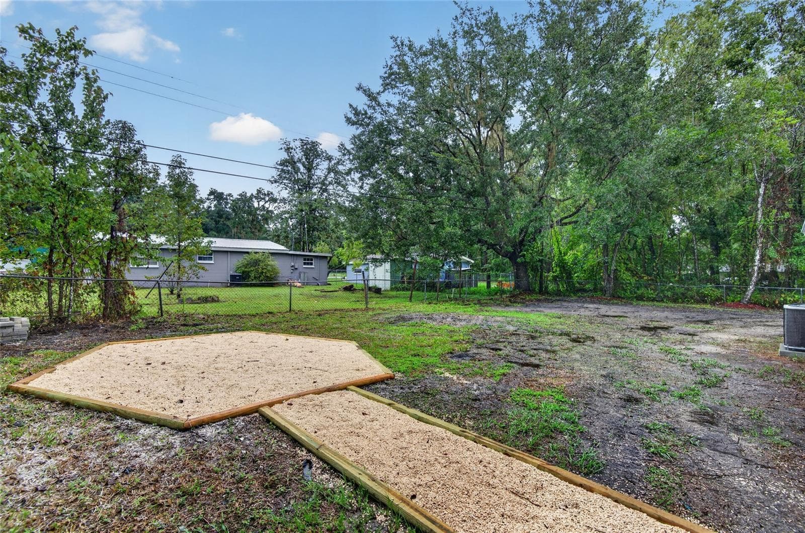 Single Family Residence at 210 C ST, BROOKSVILLE, photo 38 of 40