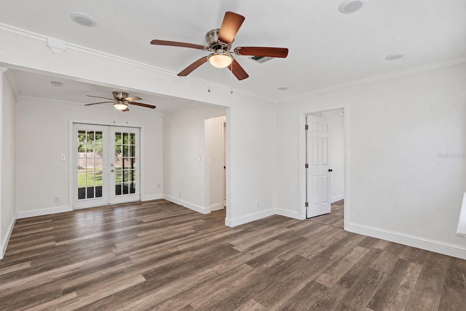 Single Family Residence at 5124 19TH ST N, ST PETERSBURG, photo 4 of 25