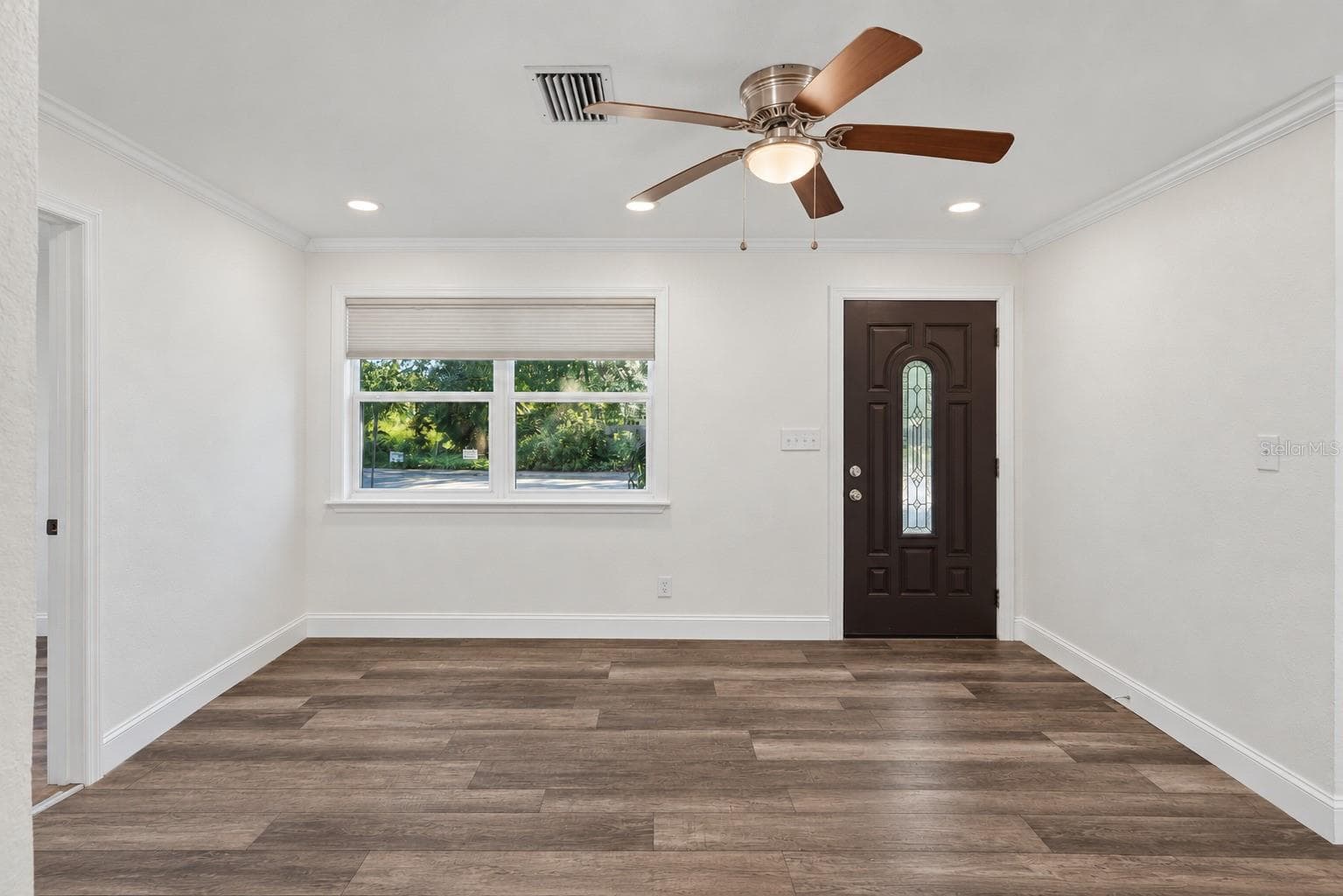 Single Family Residence at 5124 19TH ST N, ST PETERSBURG, photo 5 of 25