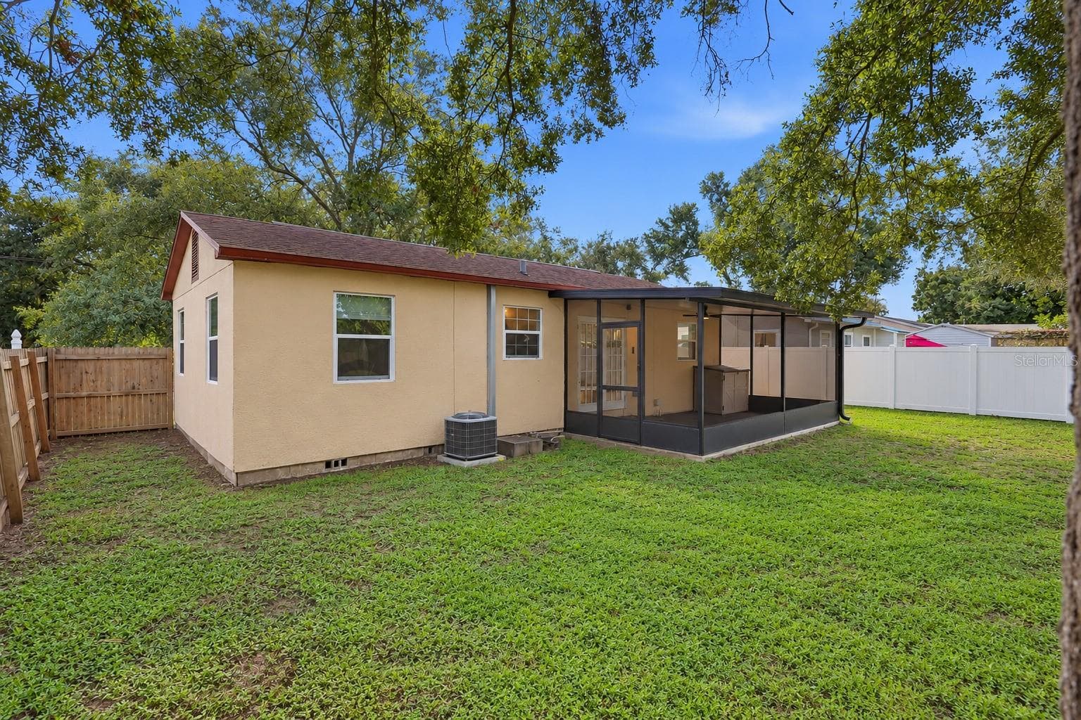 Single Family Residence at 5124 19TH ST N, ST PETERSBURG, photo 20 of 25