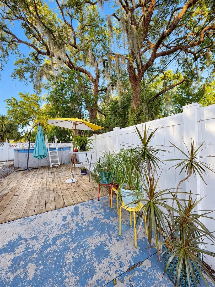 Manufactured Home at 1301 LIVE OAK PKWY, TARPON SPRINGS, photo 18 of 20