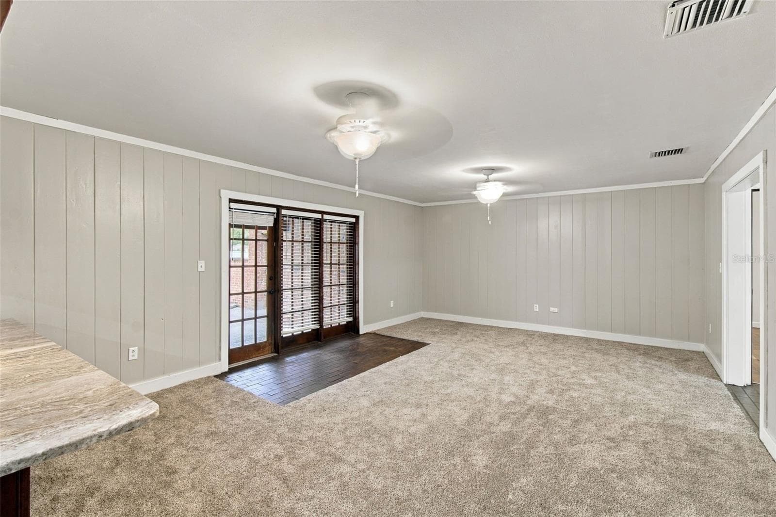 Single Family Residence at 105 ASHBROOK DR, BRANDON, photo 30 of 93