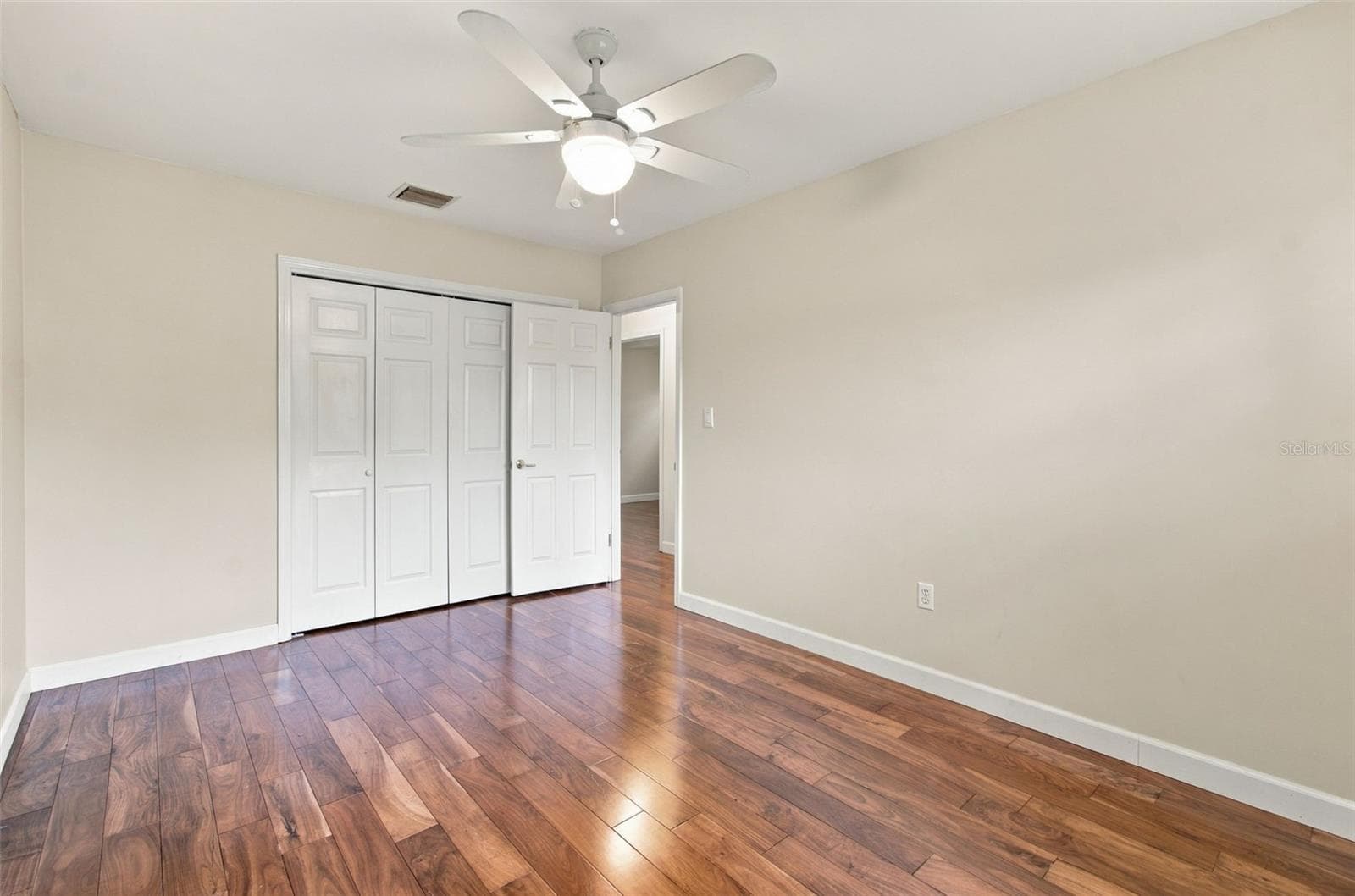 Single Family Residence at 105 ASHBROOK DR, BRANDON, photo 47 of 93
