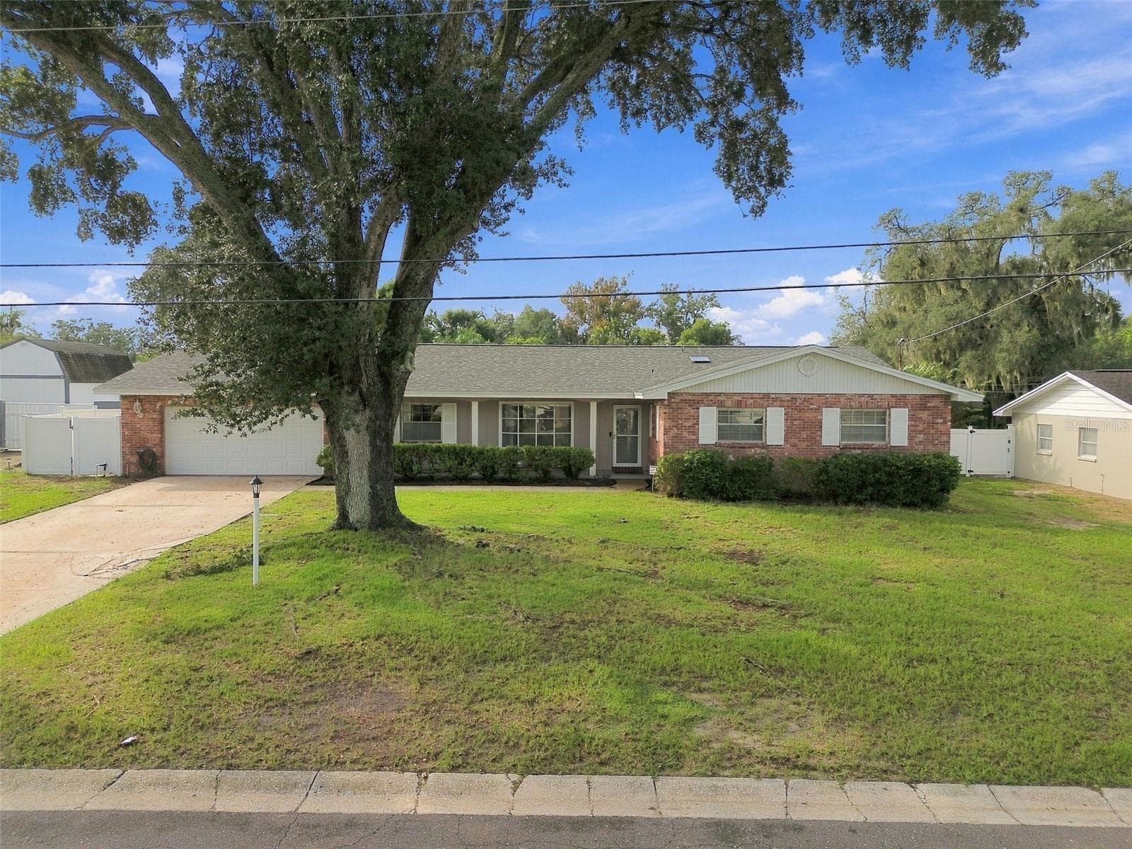 Single Family Residence at 105 ASHBROOK DR, BRANDON, photo 72 of 93