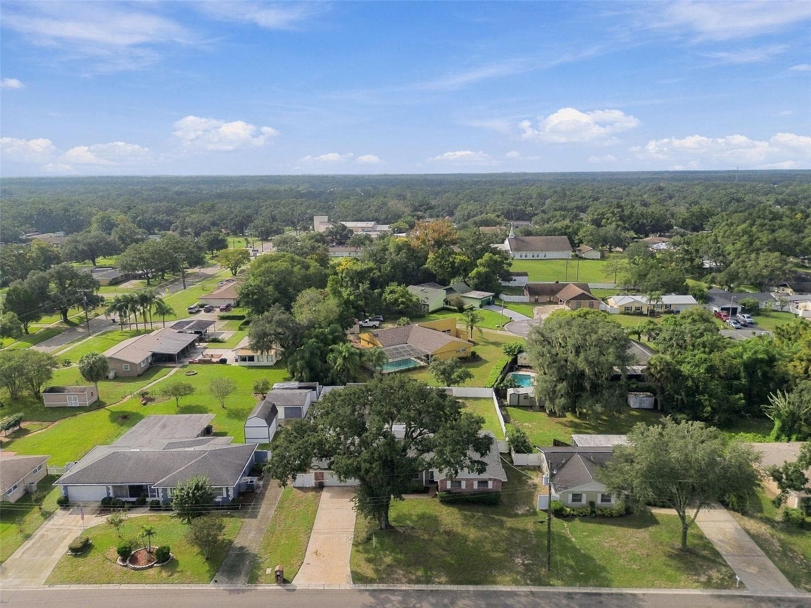 Single Family Residence at 105 ASHBROOK DR, BRANDON, photo 81 of 93