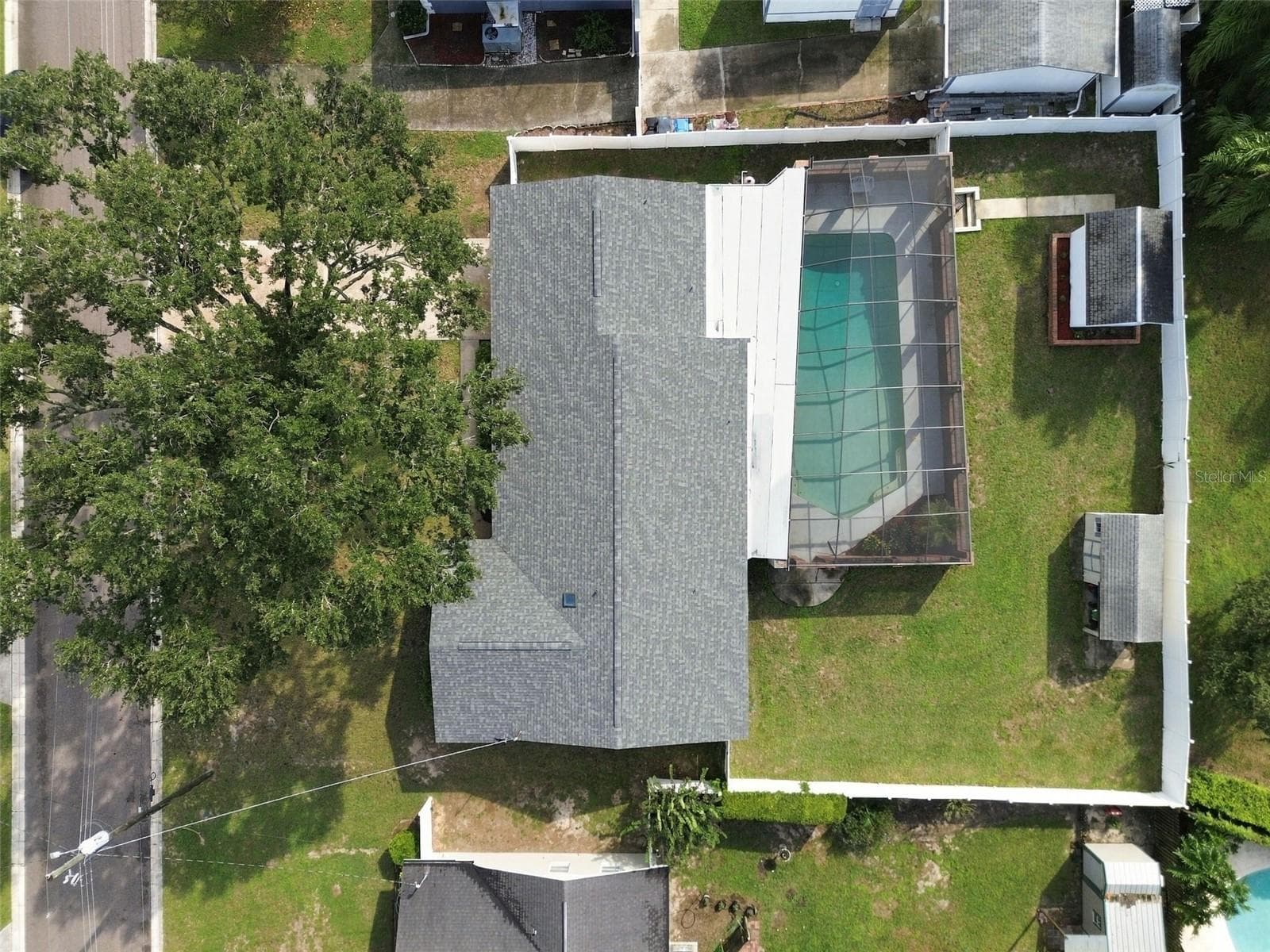 Single Family Residence at 105 ASHBROOK DR, BRANDON, photo 84 of 93