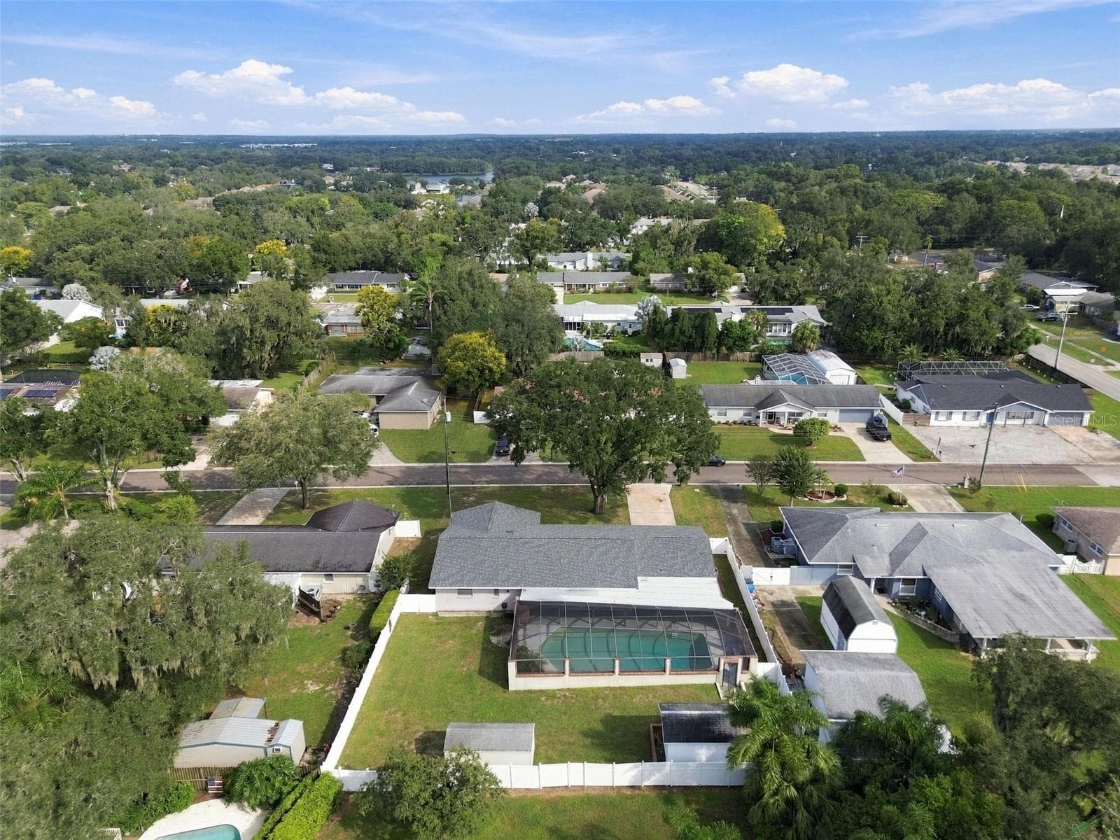 Single Family Residence at 105 ASHBROOK DR, BRANDON, photo 86 of 93