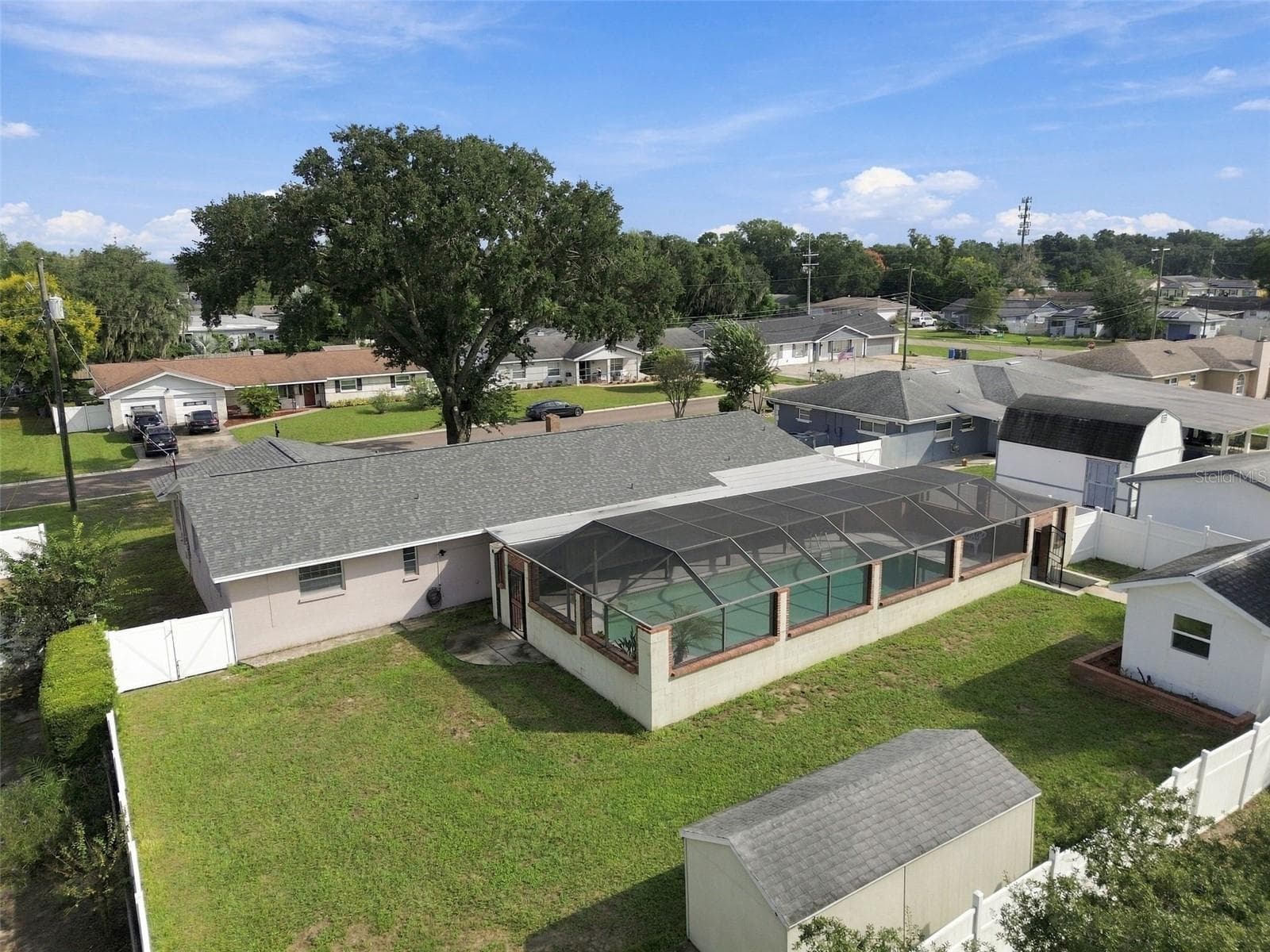 Single Family Residence at 105 ASHBROOK DR, BRANDON, photo 91 of 93