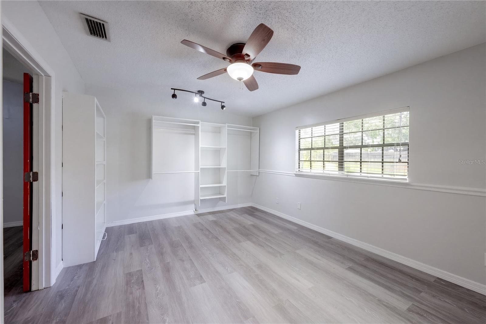Florida Room - 954 NIBLICK DR, CASSELBERRY