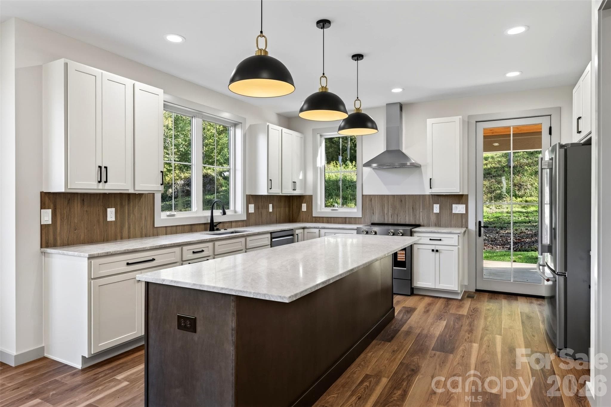 Kitchen - 100 Bear Tree Cove, Canton
