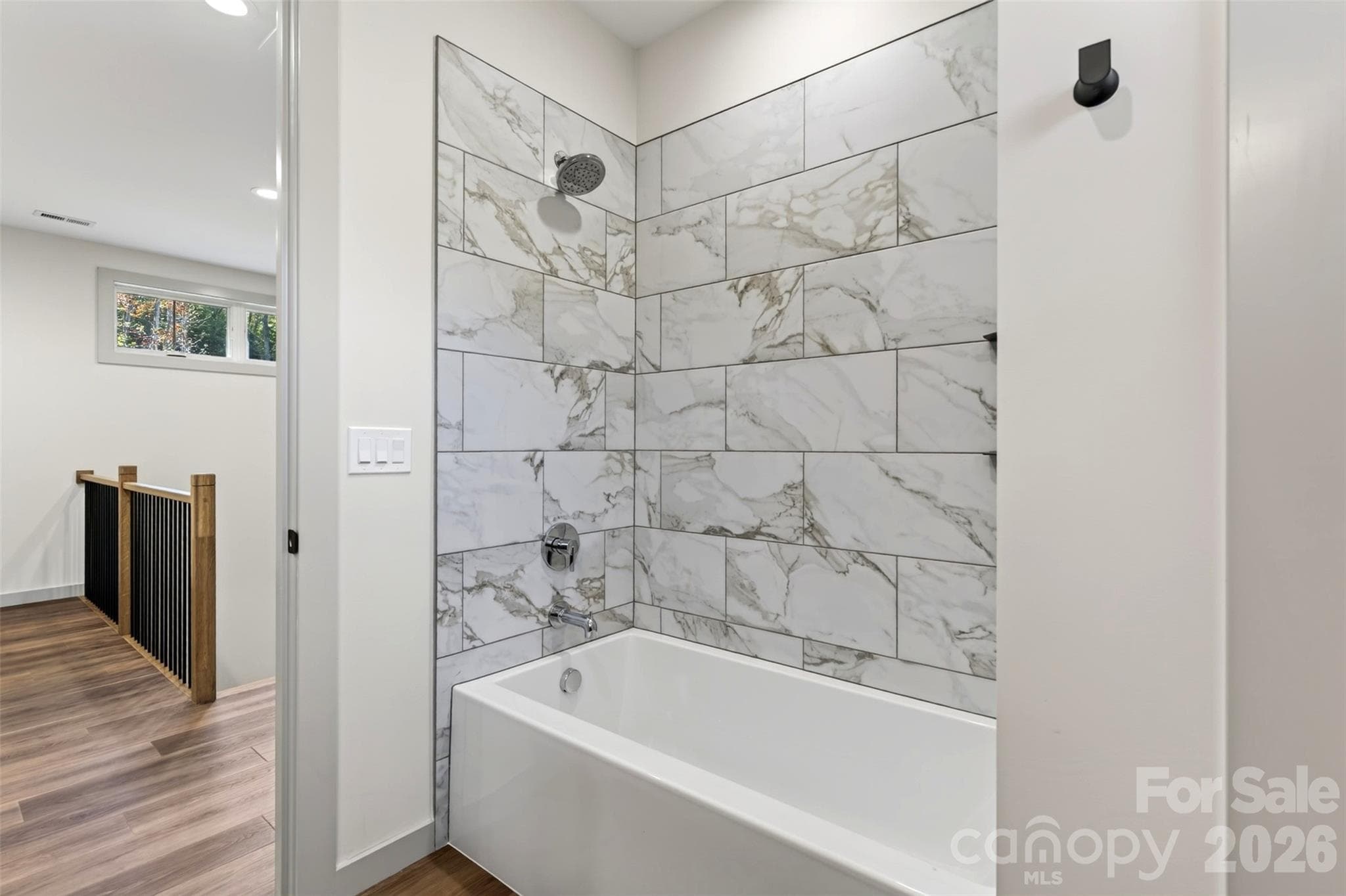 Upper Bath - 100 Bear Tree Cove, Canton