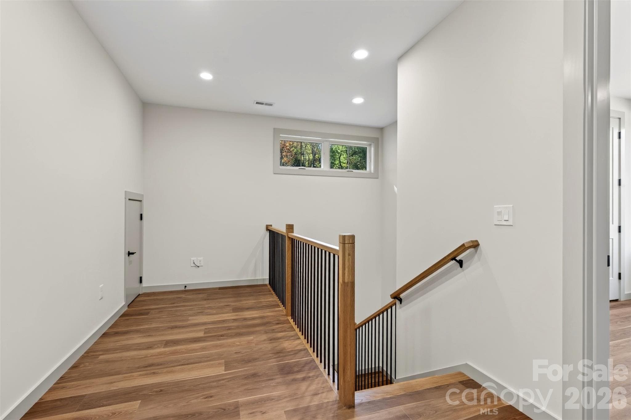 Upper Landing - 100 Bear Tree Cove, Canton