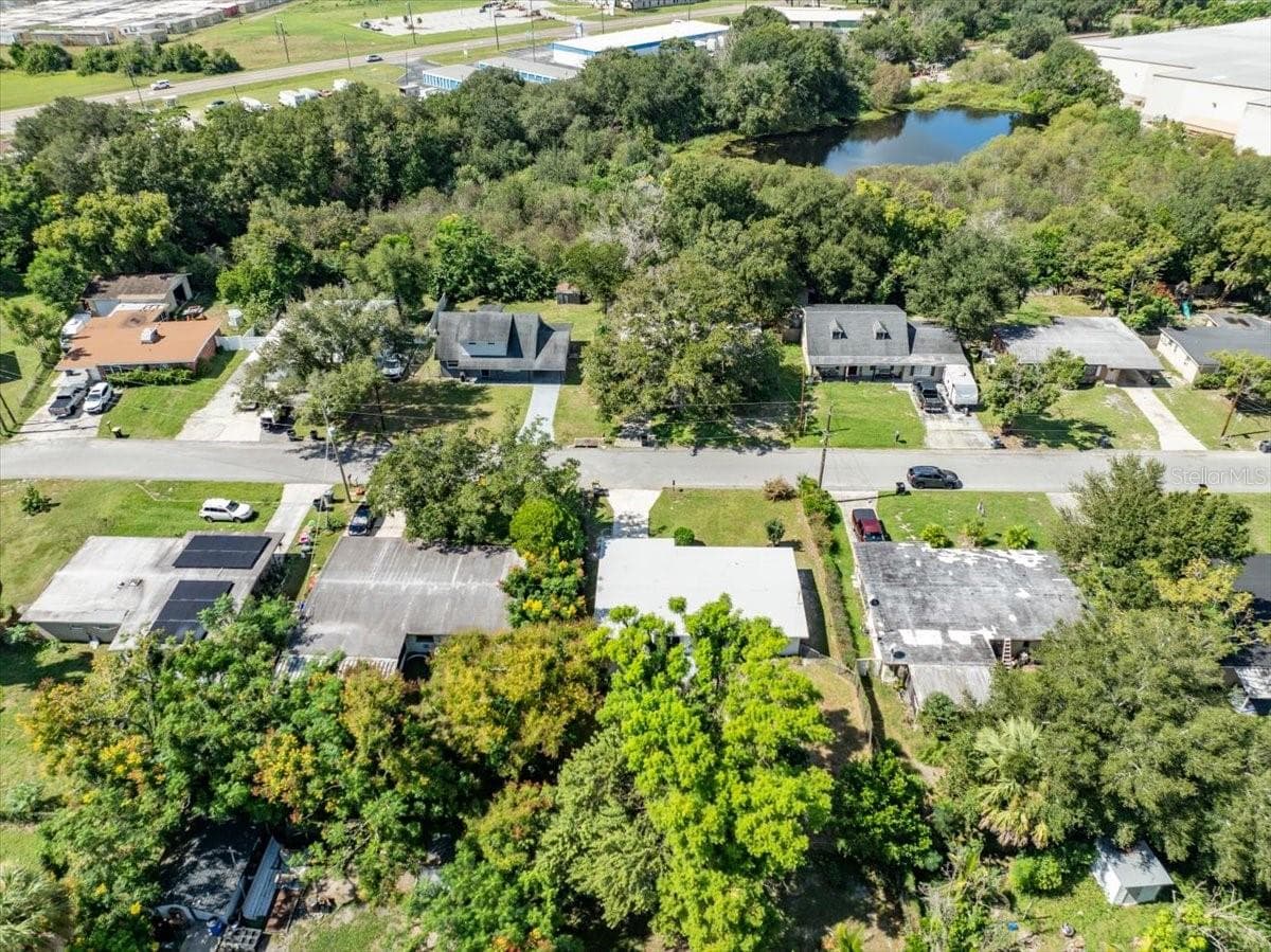Single Family Residence at 240 WESTWOOD AVE, WINTER HAVEN, photo 58 of 64