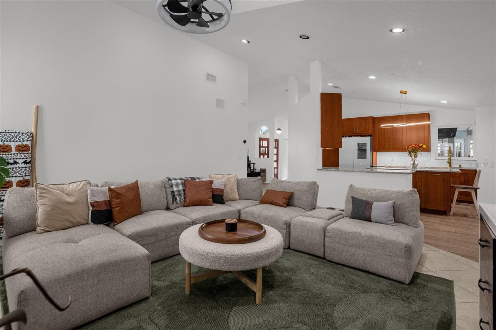 Single Family Residence at 2174 SHADYHILL TER, WINTER PARK, photo 4 of 41