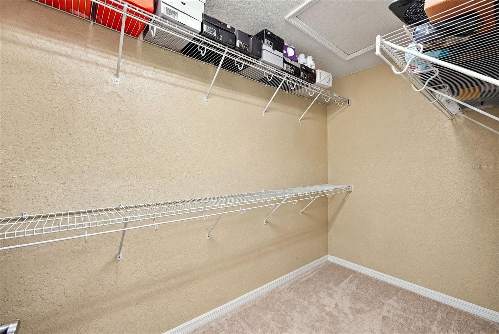 Townhouse at 2521 STOCKTON DR, SANFORD, photo 18 of 36