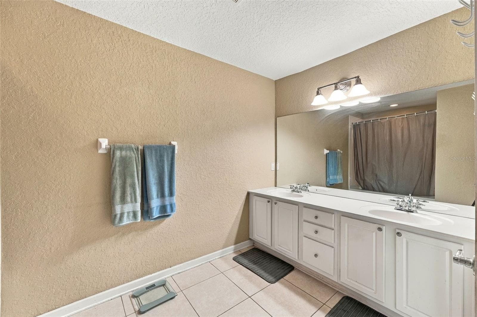 Townhouse at 2521 STOCKTON DR, SANFORD, photo 19 of 36