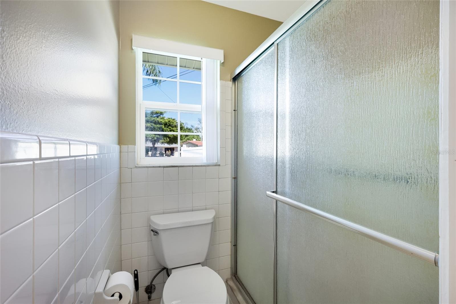 Single Family Residence at GULF GATE, SARASOTA, photo 24 of 41