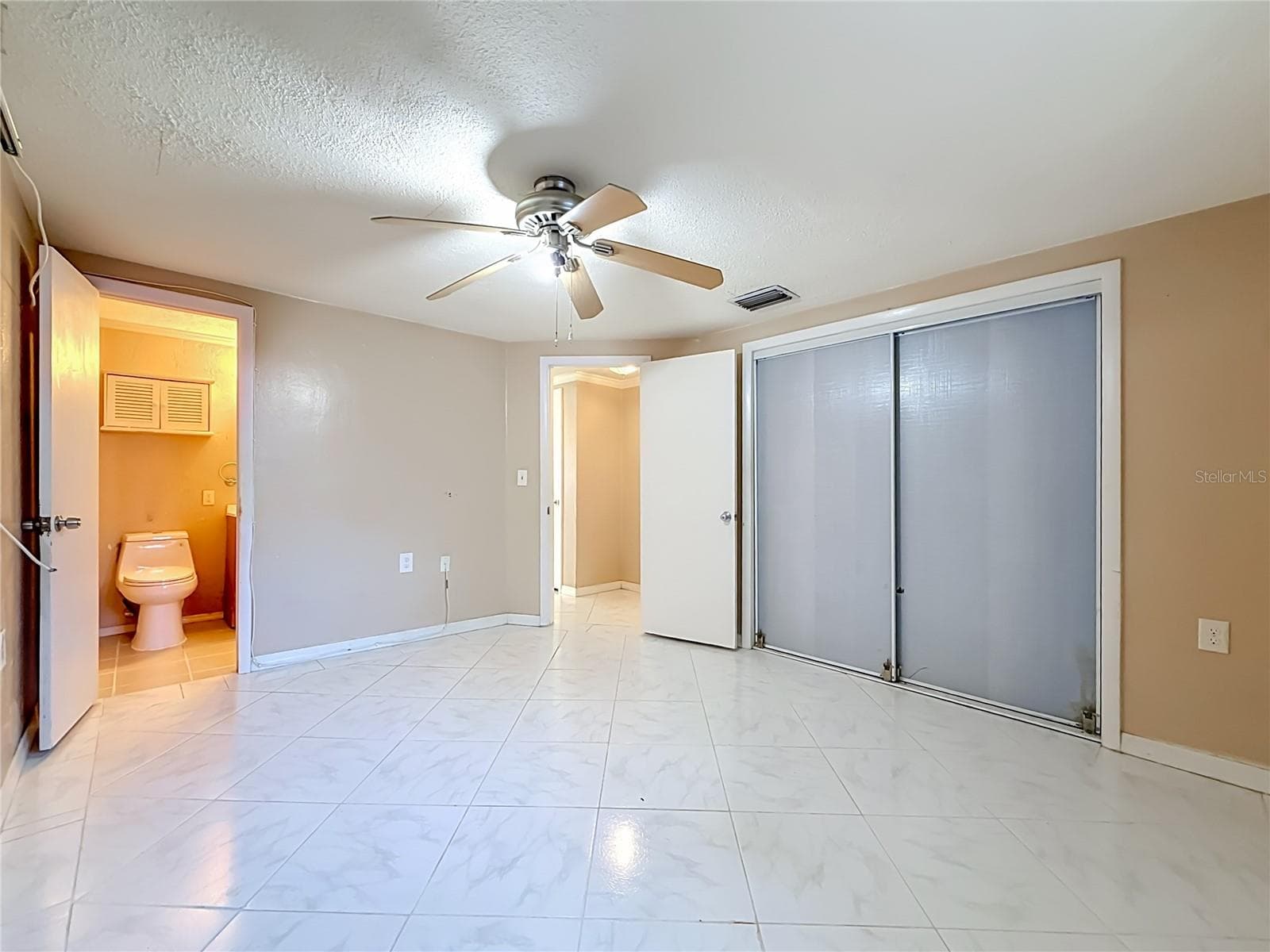 Single Family Residence at 1153 CHANCELLOR DR, HOLIDAY, photo 39 of 80