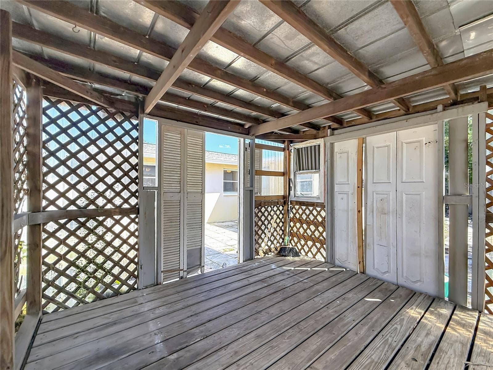 Single Family Residence at 1153 CHANCELLOR DR, HOLIDAY, photo 48 of 80
