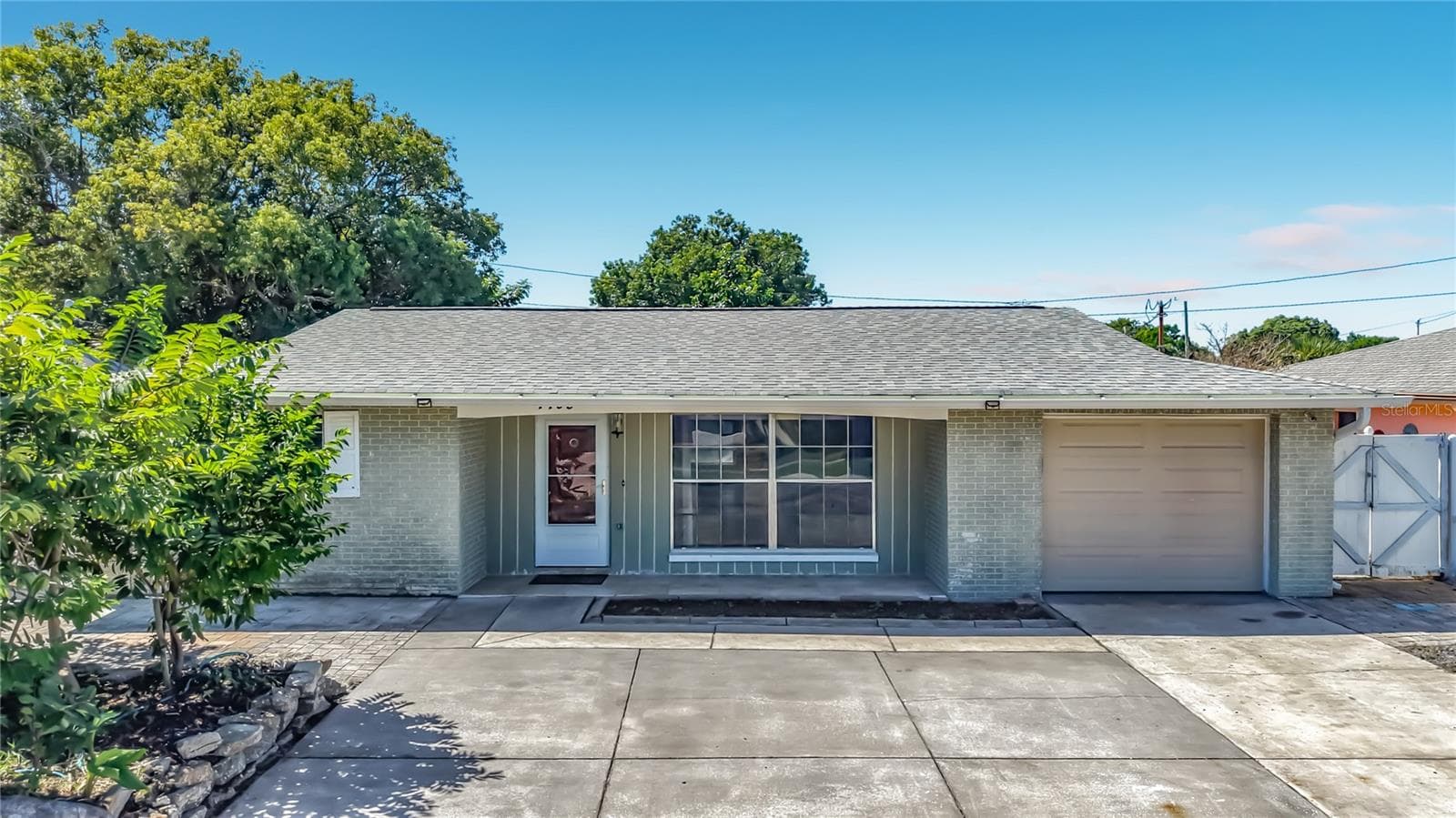 Single Family Residence at 1153 CHANCELLOR DR, HOLIDAY, photo 61 of 80