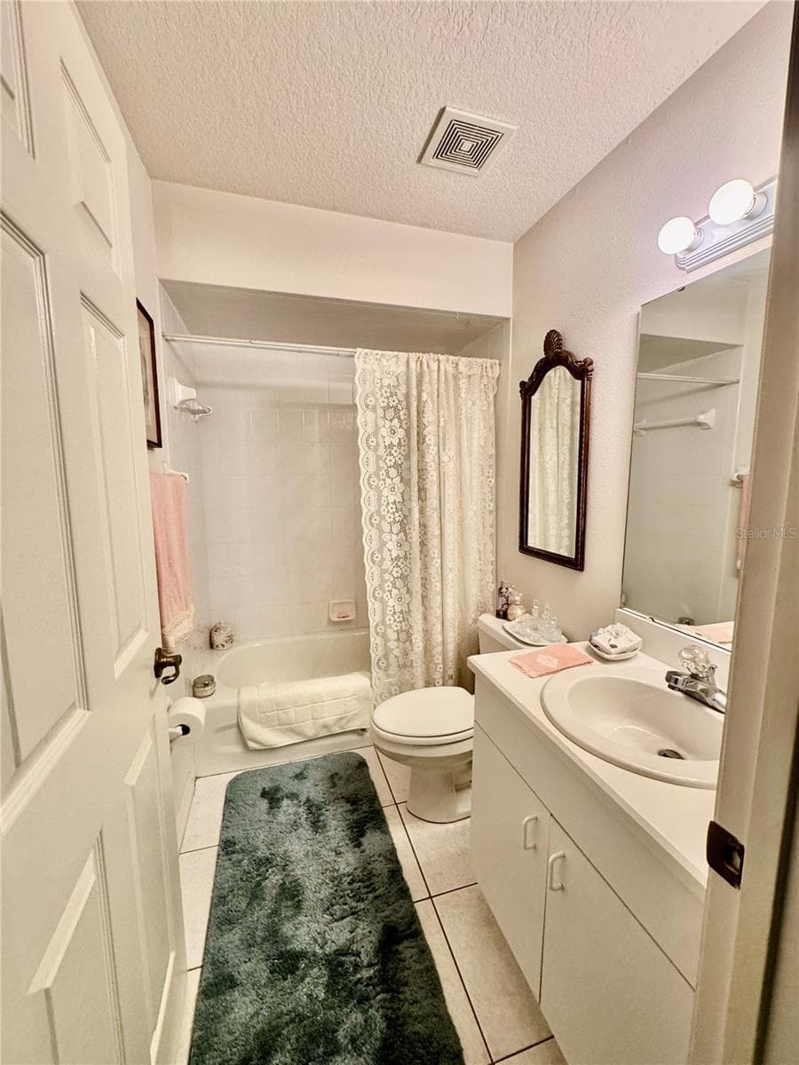 Single Family Residence at 3 FELWOOD LN, PALM COAST, photo 8 of 24