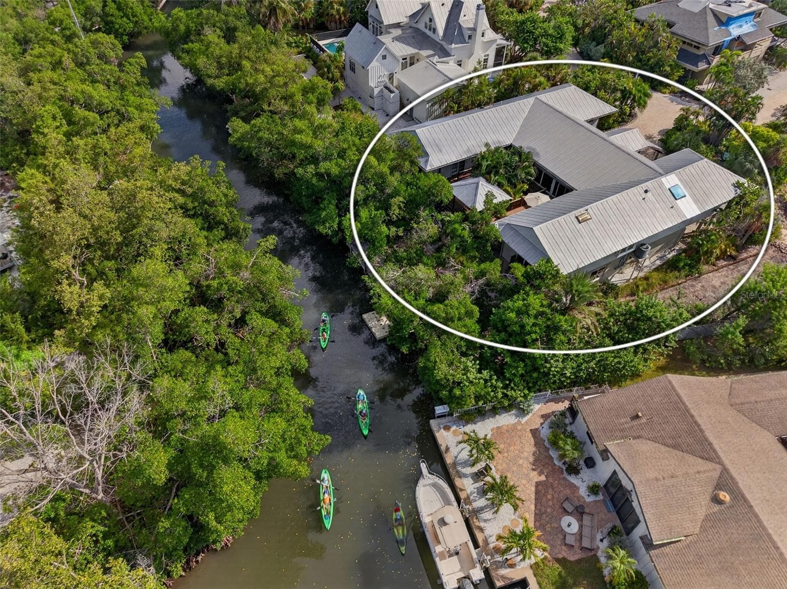 Single Family Residence at 677 LANDS END DR, LONGBOAT KEY, photo 3 of 39