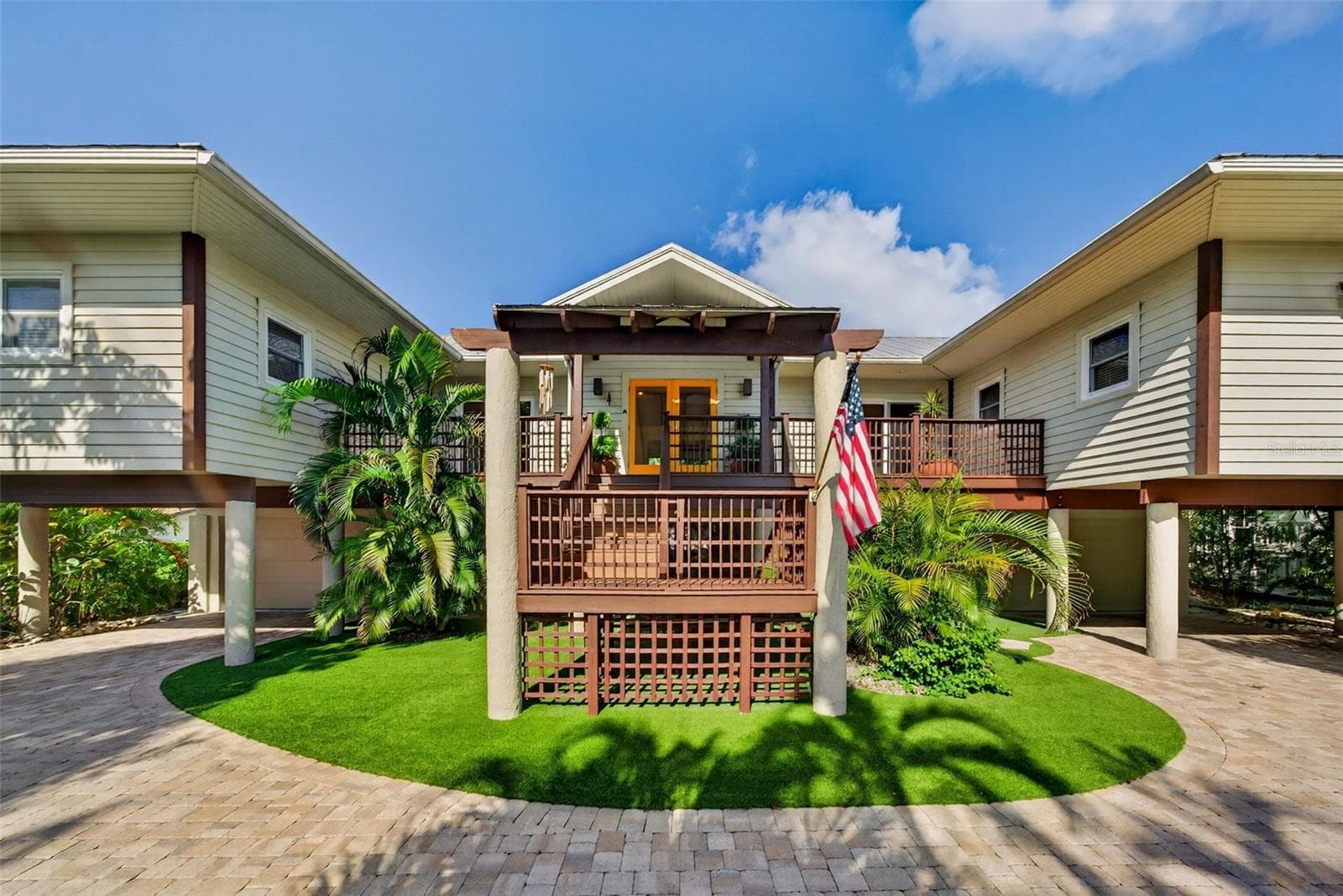 Single Family Residence at 677 LANDS END DR, LONGBOAT KEY, photo 7 of 39