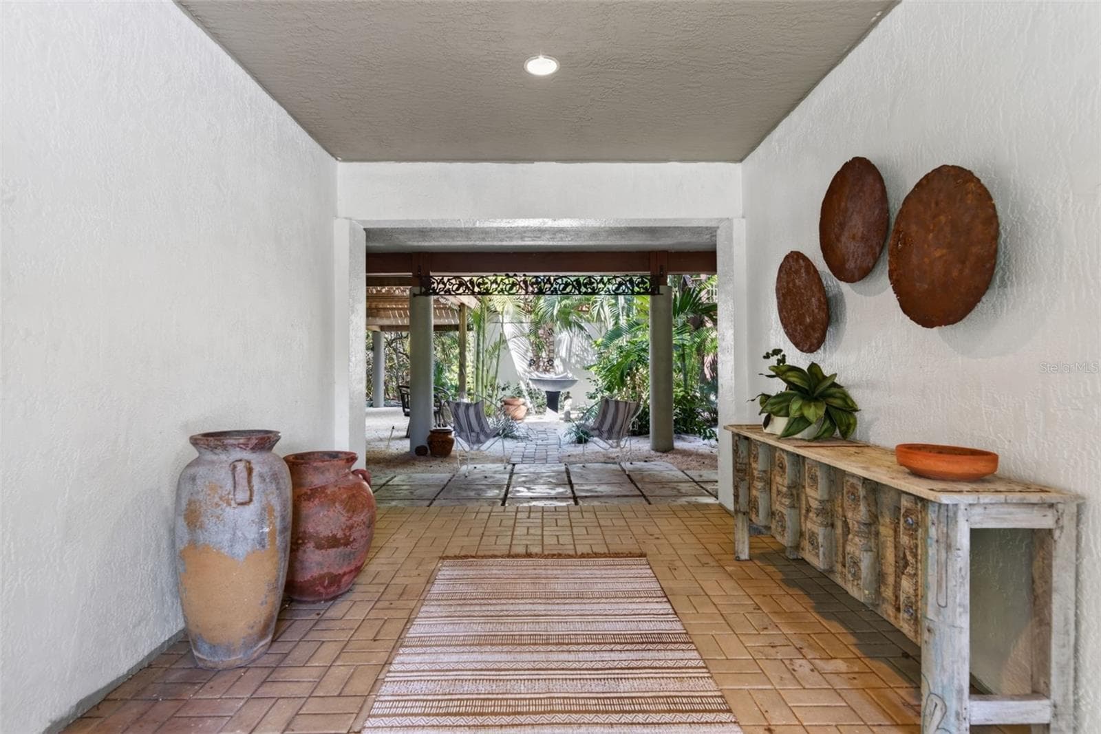 Single Family Residence at 677 LANDS END DR, LONGBOAT KEY, photo 23 of 39