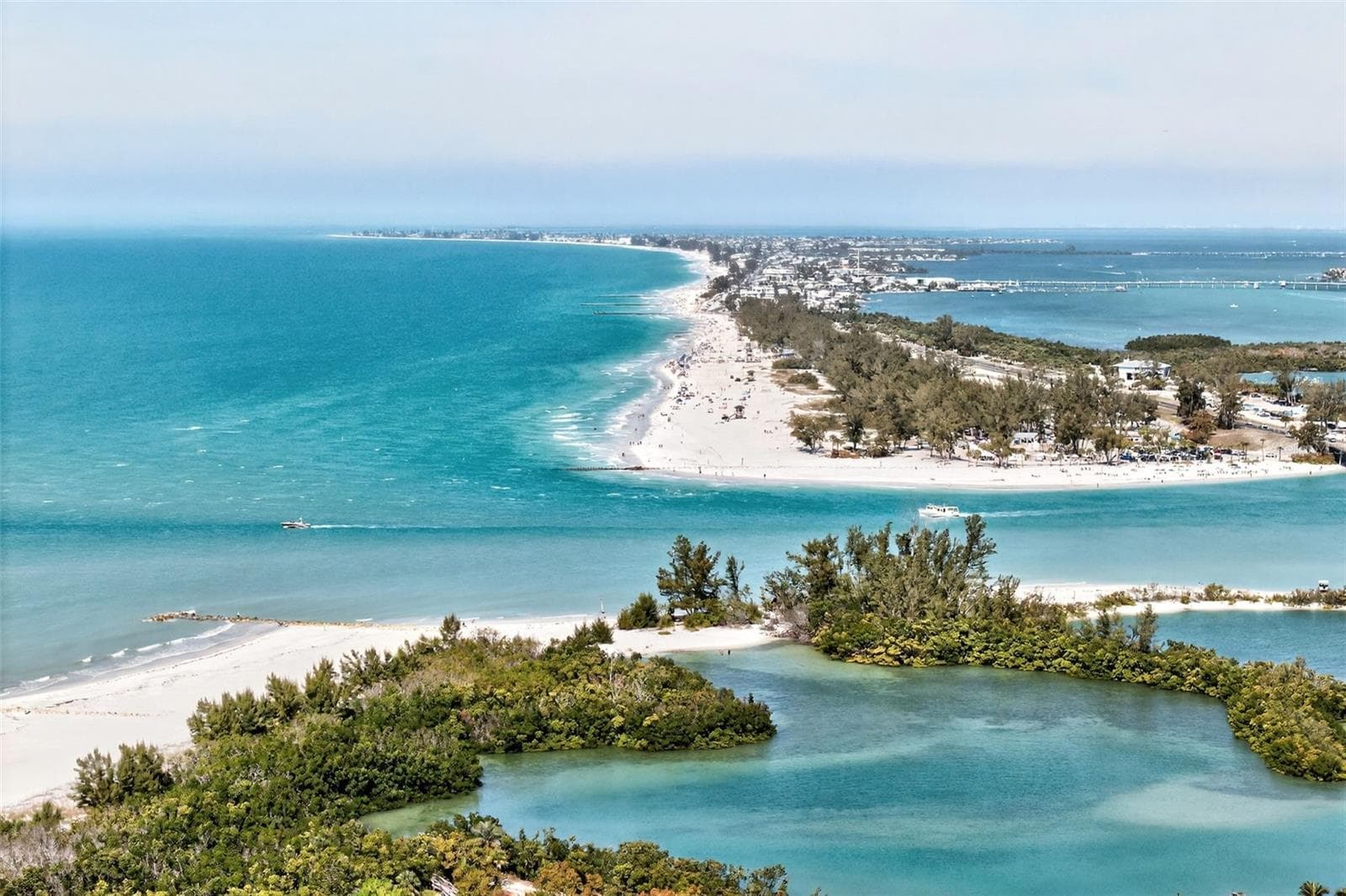Single Family Residence at 677 LANDS END DR, LONGBOAT KEY, photo 37 of 39