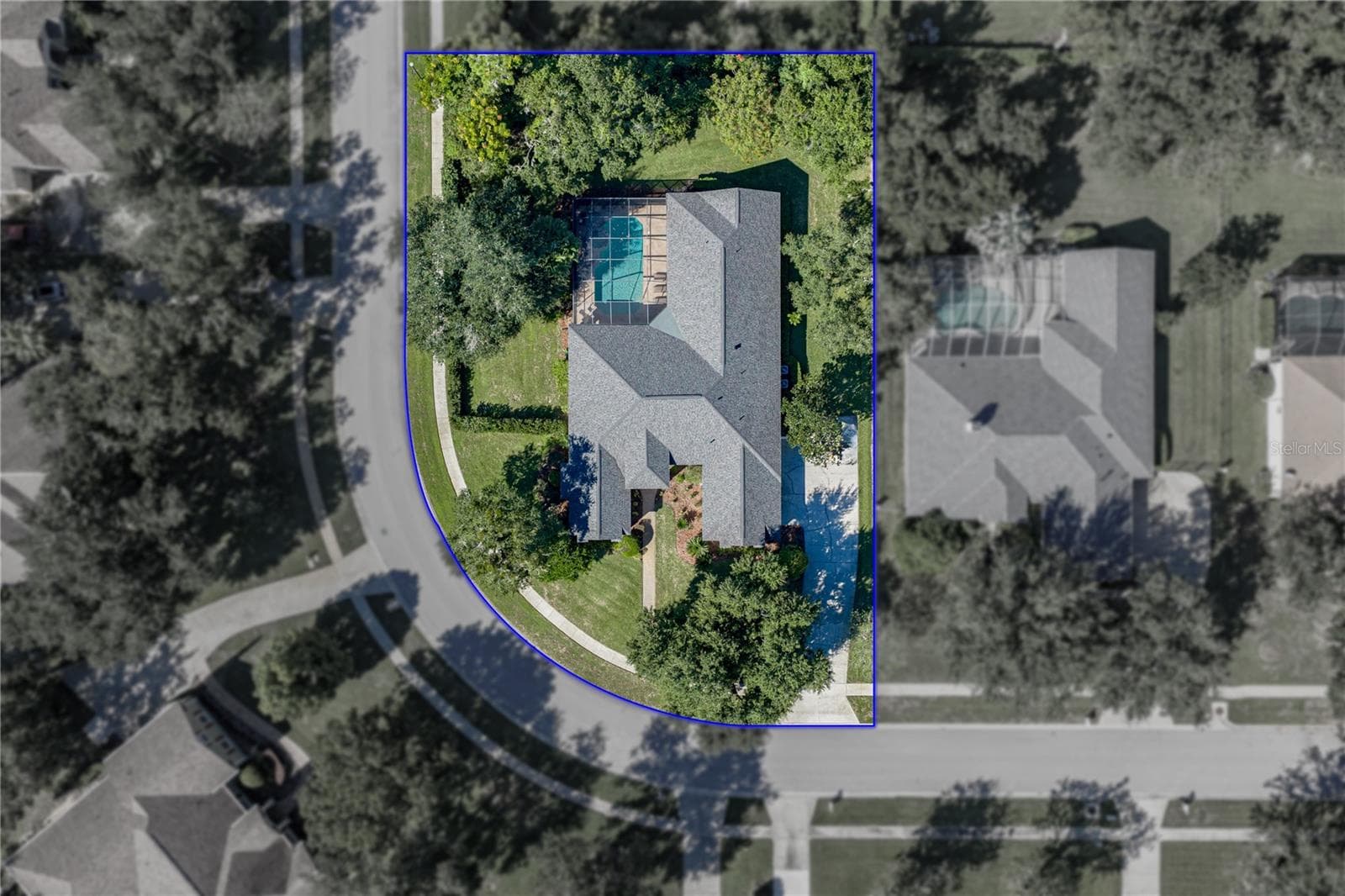 Single Family Residence at 6010 KESTREL POINT AVE, LITHIA, photo 5 of 84