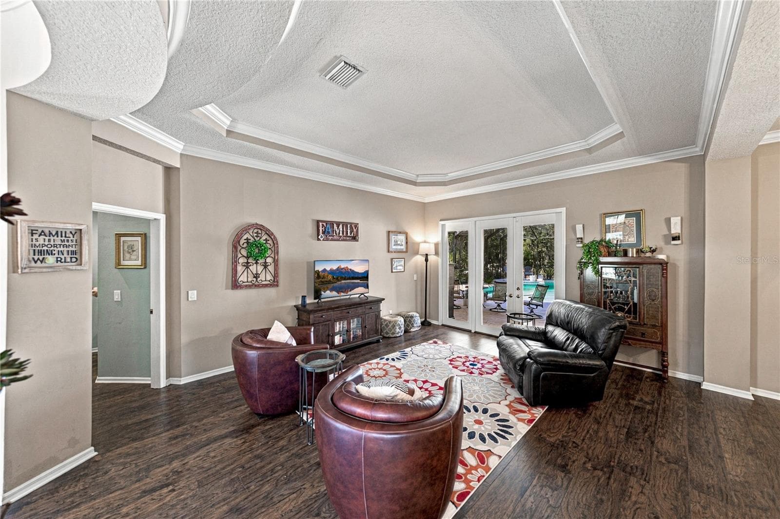Single Family Residence at 6010 KESTREL POINT AVE, LITHIA, photo 12 of 84