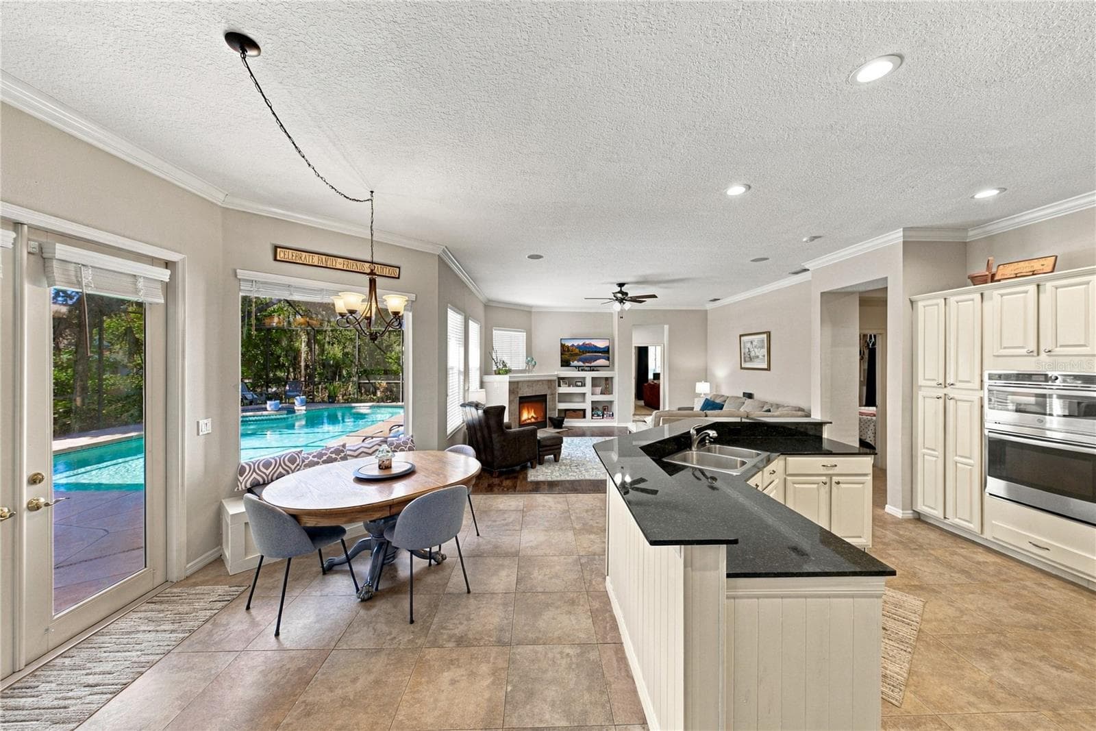 Single Family Residence at 6010 KESTREL POINT AVE, LITHIA, photo 22 of 84