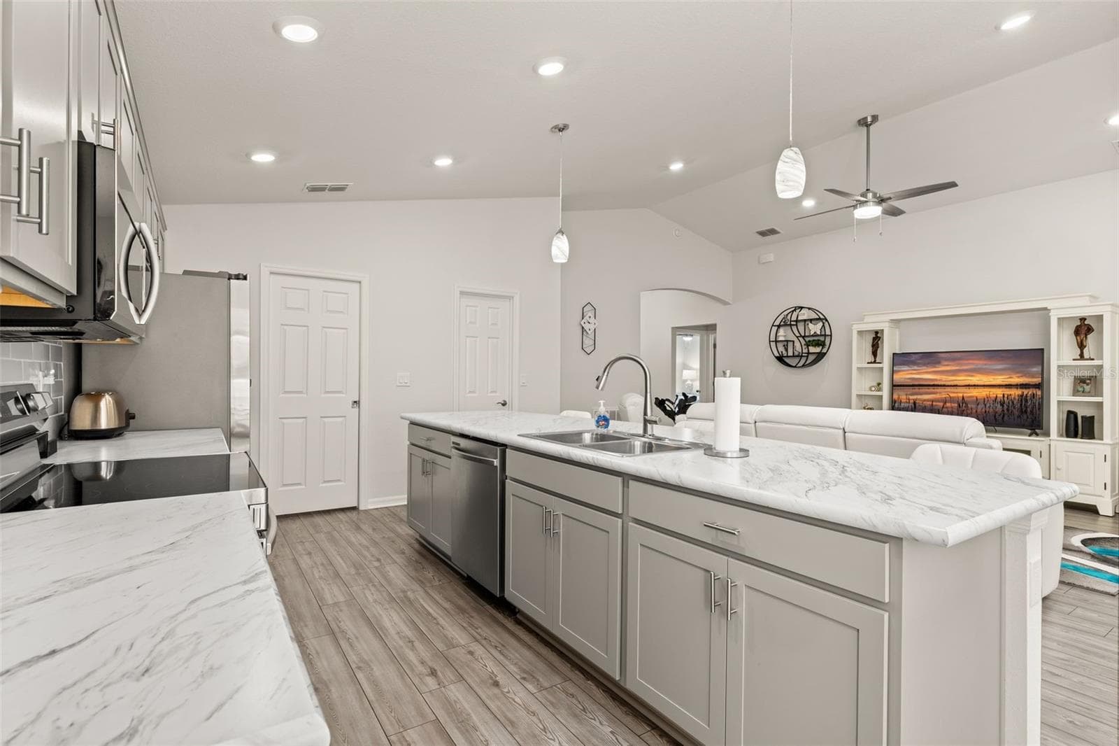 Single Family Residence at 708 DAPHNE DR, POLK CITY, photo 21 of 70