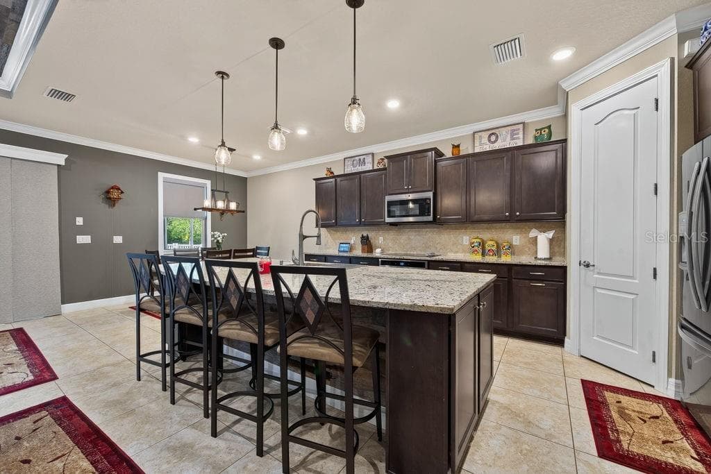 Single Family Residence at 18431 CORTES CREEK BLVD, SPRING HILL, photo 12 of 49
