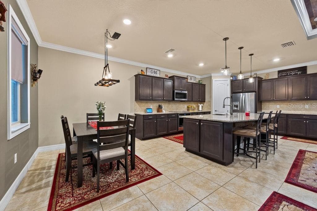 Single Family Residence at 18431 CORTES CREEK BLVD, SPRING HILL, photo 18 of 49