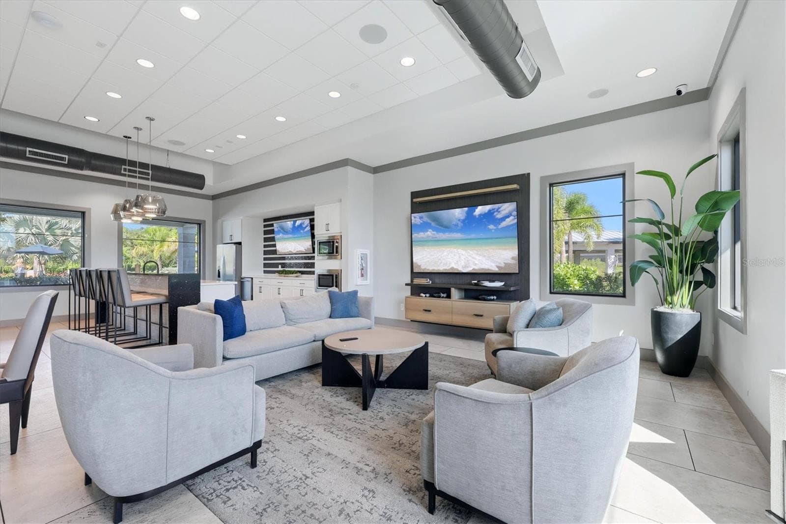 Single Family Residence at 6247 BAYWOOD CT, LAKEWOOD RANCH, photo 39 of 48