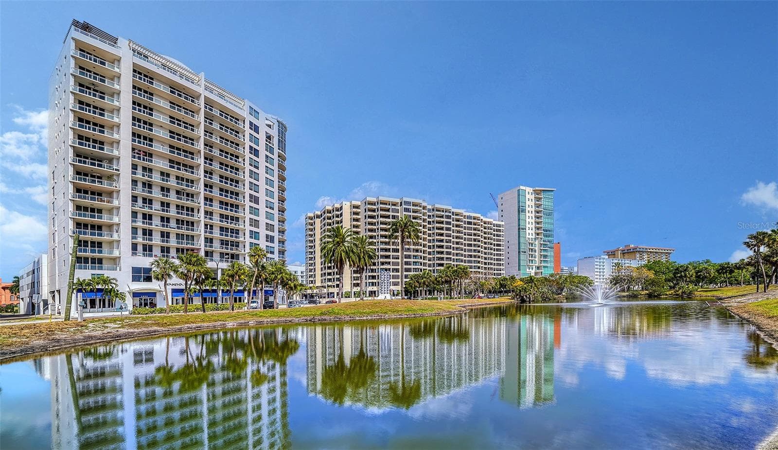 Condominium at 1233 N GULFSTREAM AVE #1404, SARASOTA, photo 5 of 41