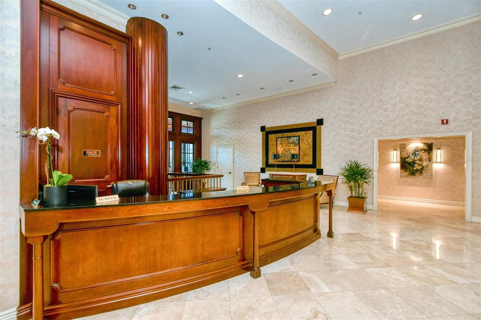 Condominium at 1233 N GULFSTREAM AVE #1404, SARASOTA, photo 10 of 41