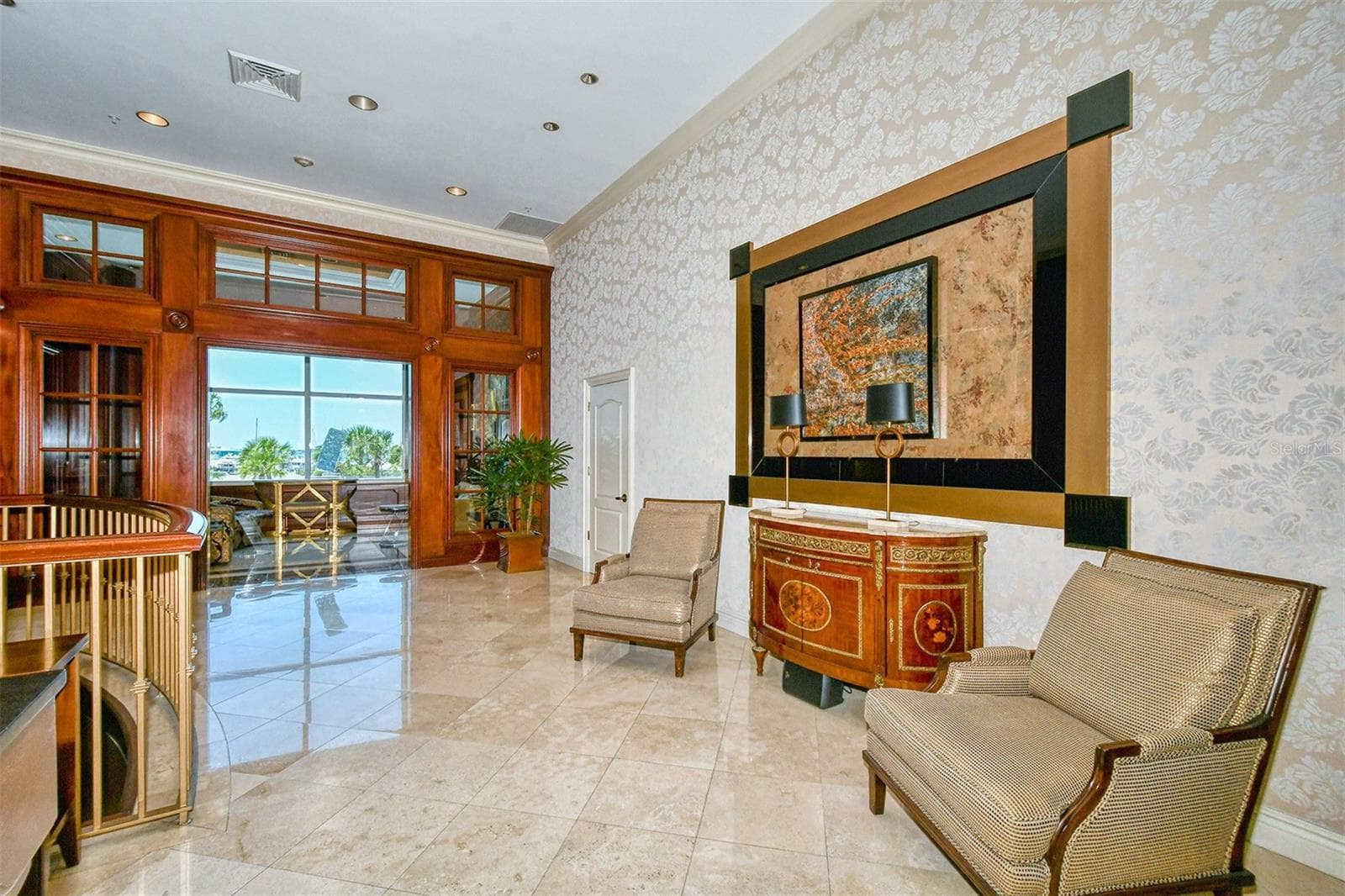 Condominium at 1233 N GULFSTREAM AVE #1404, SARASOTA, photo 12 of 41
