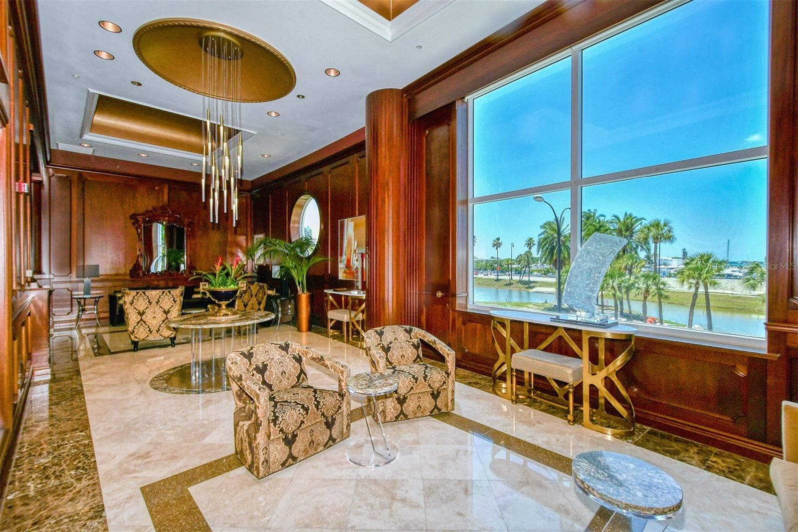 Condominium at 1233 N GULFSTREAM AVE #1404, SARASOTA, photo 13 of 41