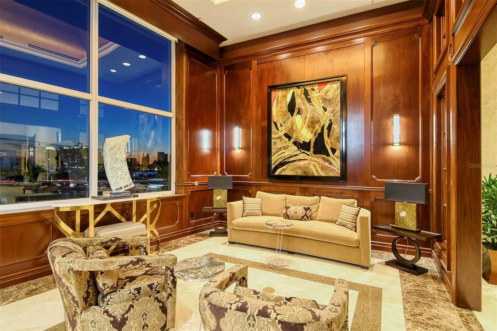 Condominium at 1233 N GULFSTREAM AVE #1404, SARASOTA, photo 20 of 41