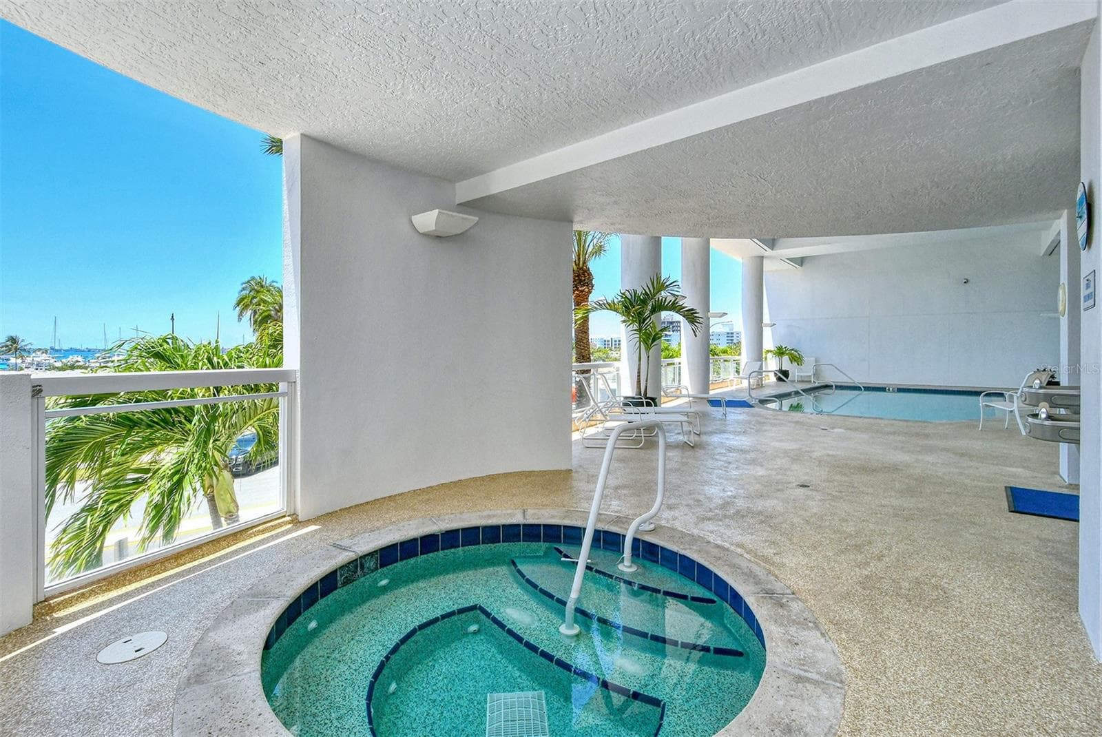 Condominium at 1233 N GULFSTREAM AVE #1404, SARASOTA, photo 36 of 41