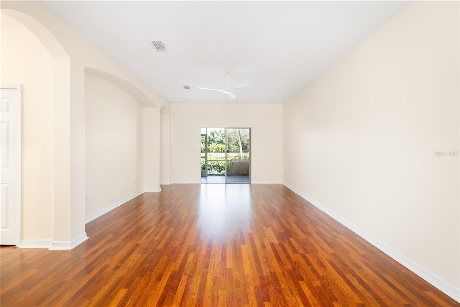 Villa at 4177 LENOX BLVD, VENICE, photo 22 of 66