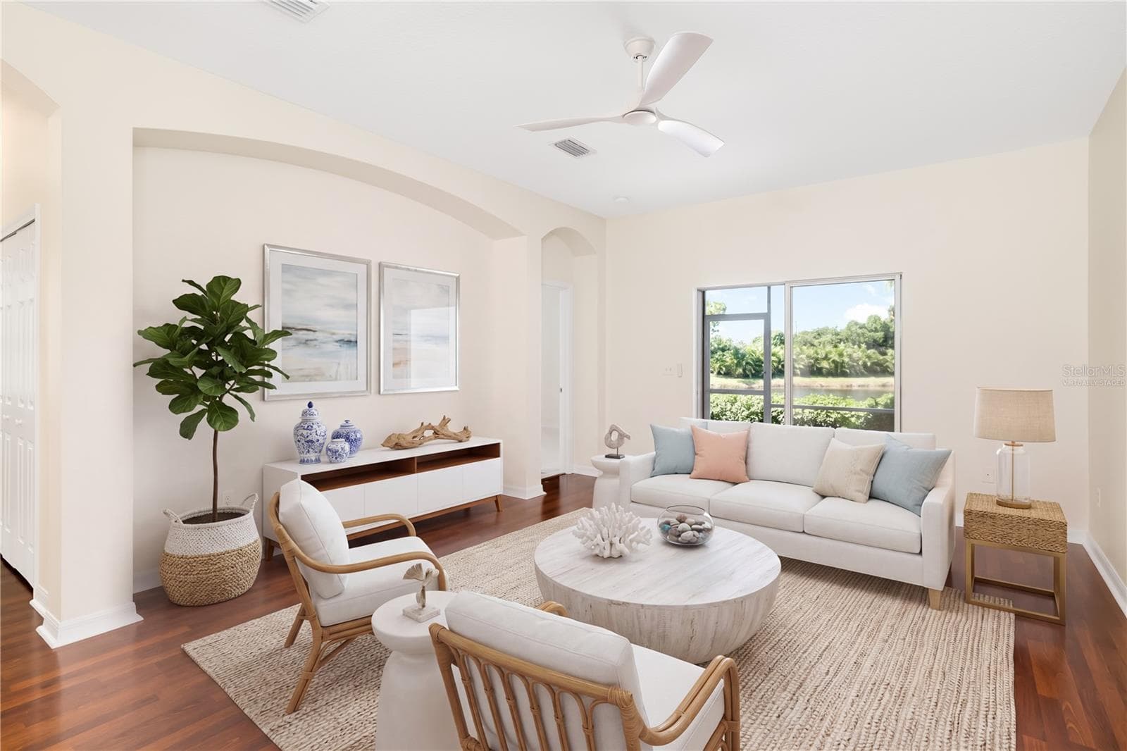 Virtually Staged - 4177 LENOX BLVD, VENICE
