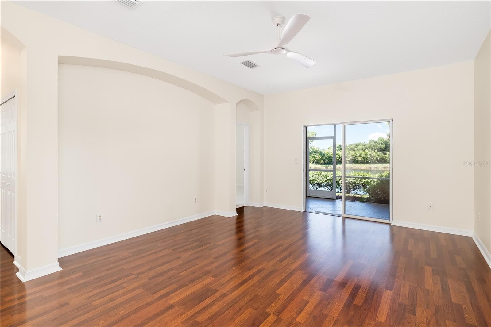 Villa at 4177 LENOX BLVD, VENICE, photo 24 of 66